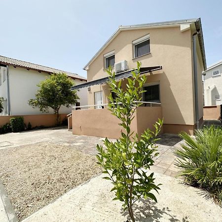 Apartments Jora - Family Friendly With Parking Space Nin Extérieur photo