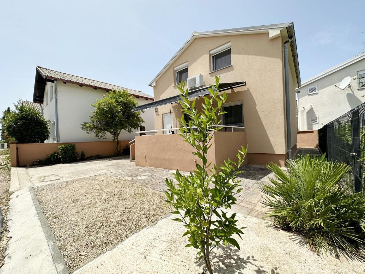 Apartments Jora - Family Friendly With Parking Space Nin Extérieur photo